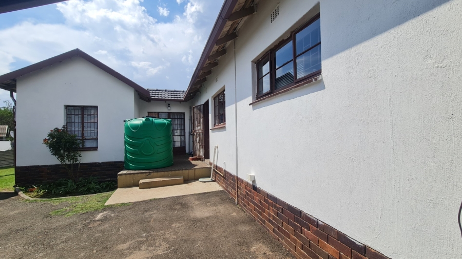 To Let 3 Bedroom Property for Rent in Evander Mpumalanga