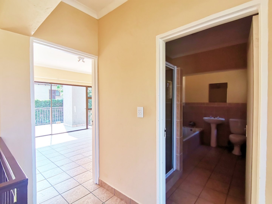 2 Bedroom Property for Sale in Stonehenge Ext 7 Mpumalanga