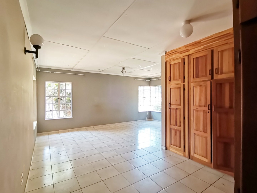 2 Bedroom Property for Sale in White River Ext 9 Mpumalanga