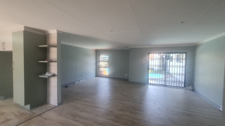 3 Bedroom Property for Sale in Kruinpark Mpumalanga