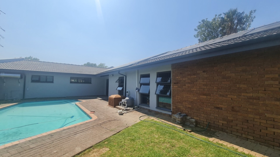 3 Bedroom Property for Sale in Kruinpark Mpumalanga