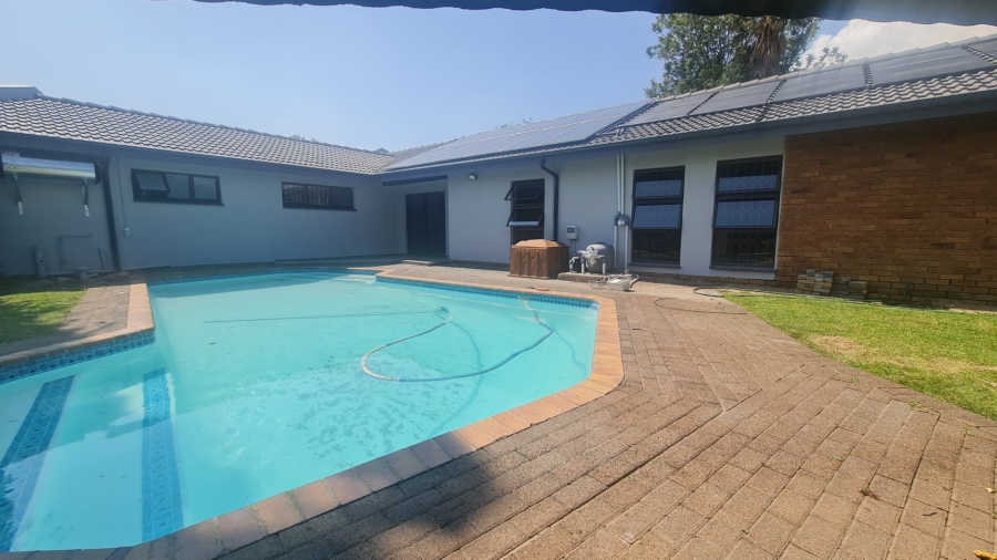 3 Bedroom Property for Sale in Kruinpark Mpumalanga