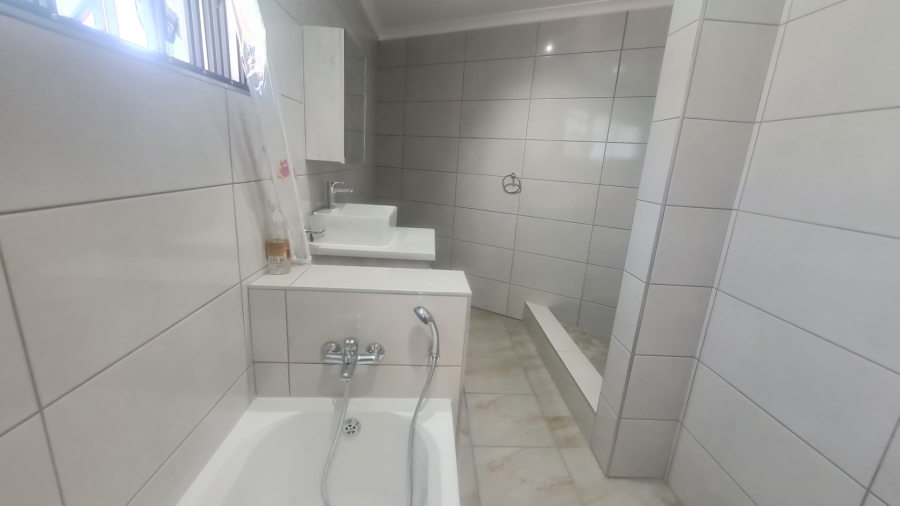 3 Bedroom Property for Sale in Kruinpark Mpumalanga