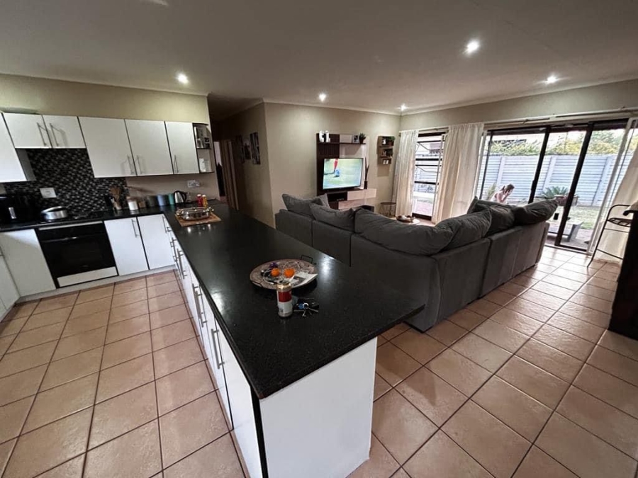 To Let 3 Bedroom Property for Rent in Ben Fleur Mpumalanga