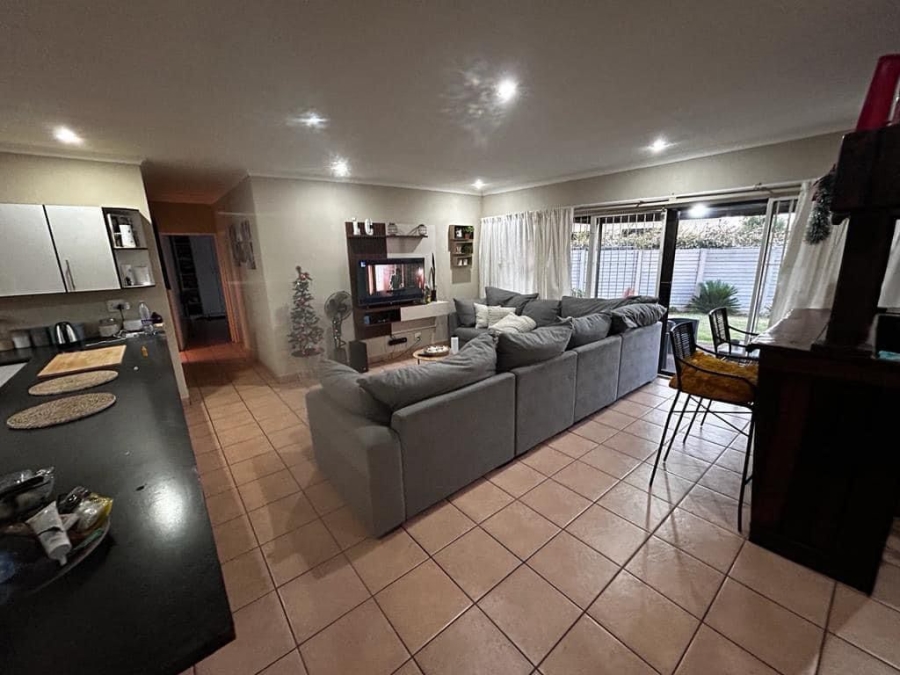 To Let 3 Bedroom Property for Rent in Ben Fleur Mpumalanga