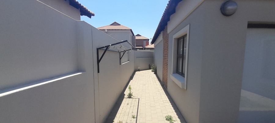 3 Bedroom Property for Sale in Terra Nova Mpumalanga