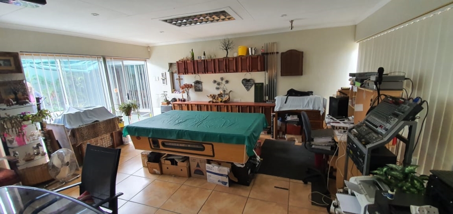 3 Bedroom Property for Sale in Cosmosrand Mpumalanga