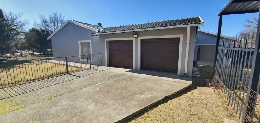 3 Bedroom Property for Sale in Cosmosrand Mpumalanga