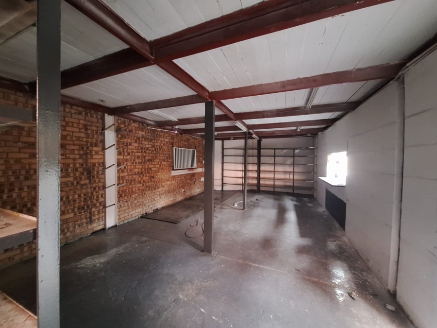  Bedroom Property for Sale in Secunda Commercial Mpumalanga