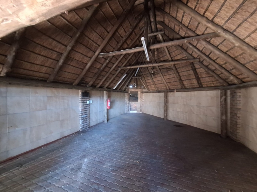  Bedroom Property for Sale in Secunda Commercial Mpumalanga