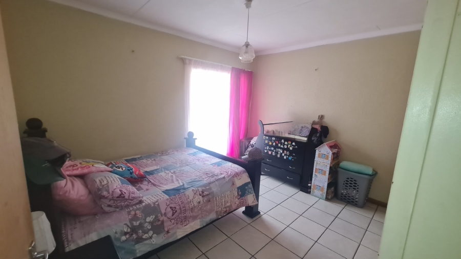 2 Bedroom Property for Sale in Cosmosrand Mpumalanga