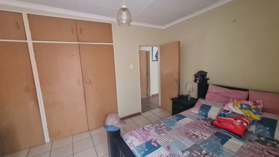 2 Bedroom Property for Sale in Cosmosrand Mpumalanga