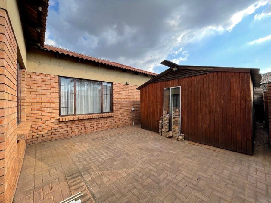 To Let 3 Bedroom Property for Rent in Aerorand Mpumalanga