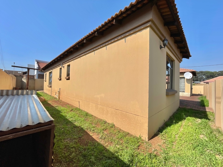 To Let 4 Bedroom Property for Rent in Mineralia Mpumalanga