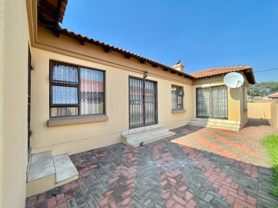 To Let 4 Bedroom Property for Rent in Mineralia Mpumalanga