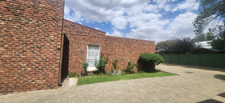 3 Bedroom Property for Sale in Standerton Mpumalanga