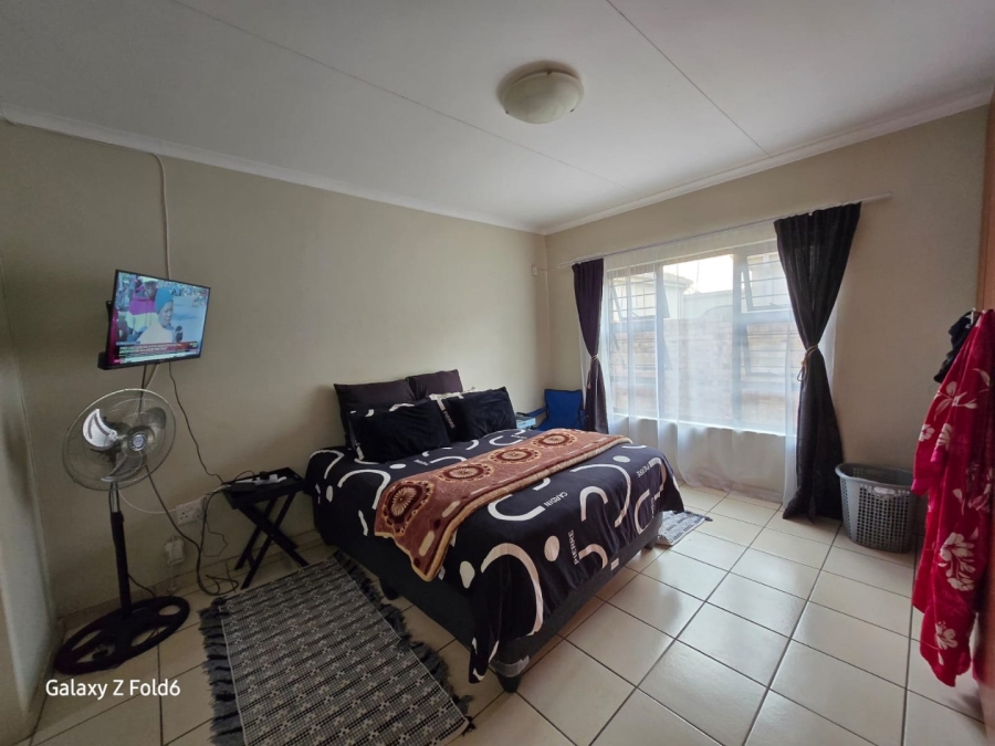 To Let 3 Bedroom Property for Rent in Marelden Mpumalanga