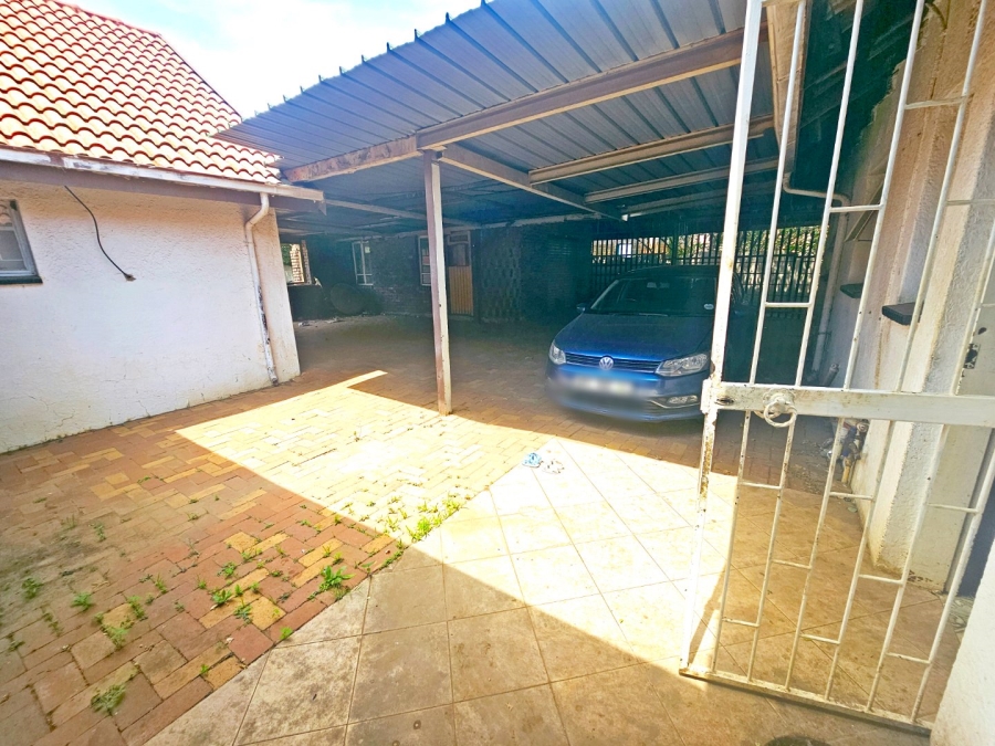 6 Bedroom Property for Sale in Delmas West Mpumalanga