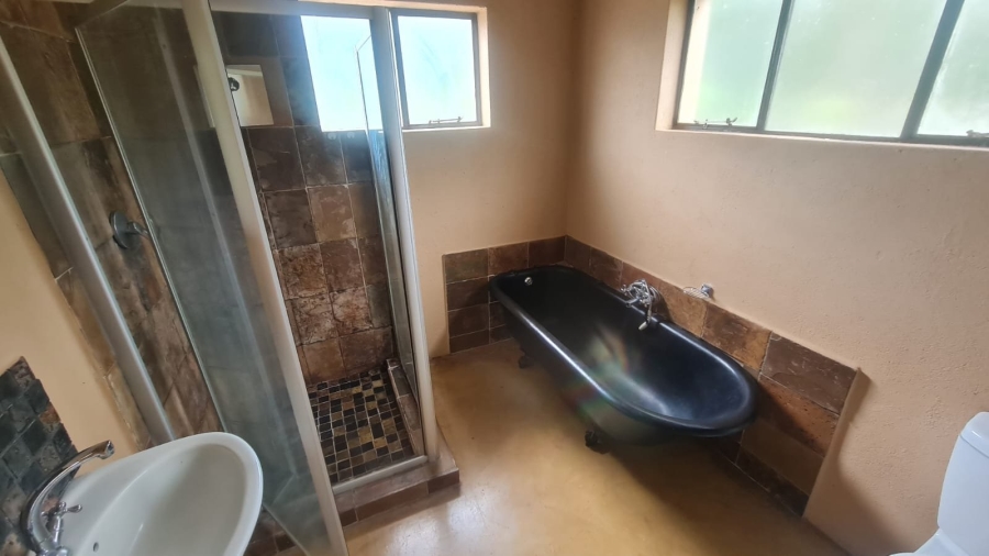 To Let  Bedroom Property for Rent in White River Rural Mpumalanga