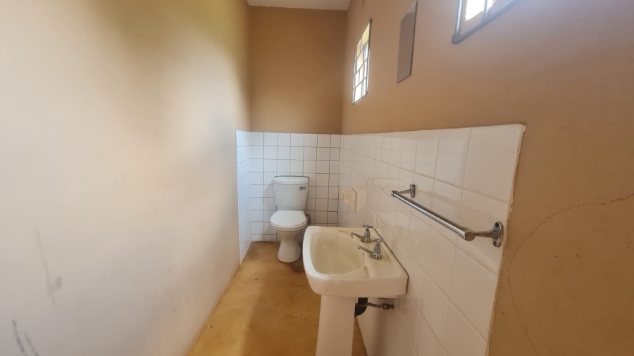 To Let  Bedroom Property for Rent in White River Rural Mpumalanga