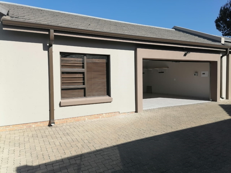 3 Bedroom Property for Sale in Kruinpark Mpumalanga