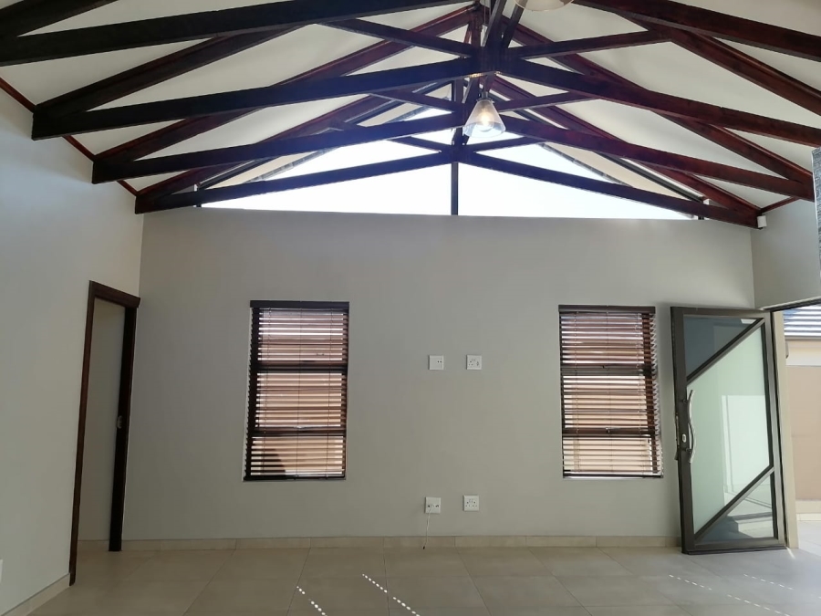 3 Bedroom Property for Sale in Kruinpark Mpumalanga