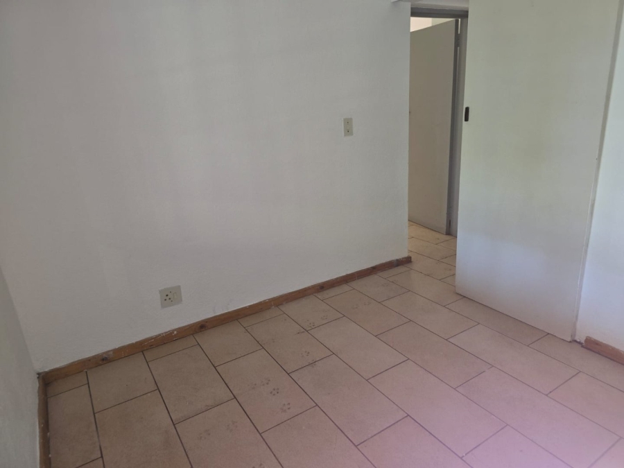 To Let  Bedroom Property for Rent in Boschrand Mpumalanga