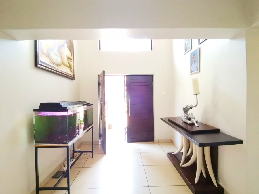 6 Bedroom Property for Sale in Stonehenge Ext 1 Mpumalanga