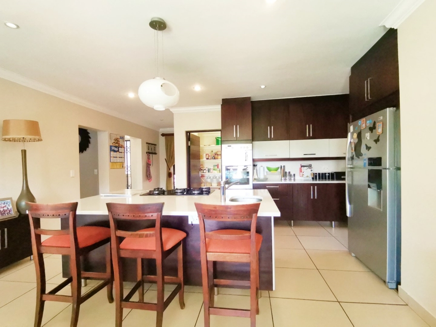 6 Bedroom Property for Sale in Stonehenge Ext 1 Mpumalanga