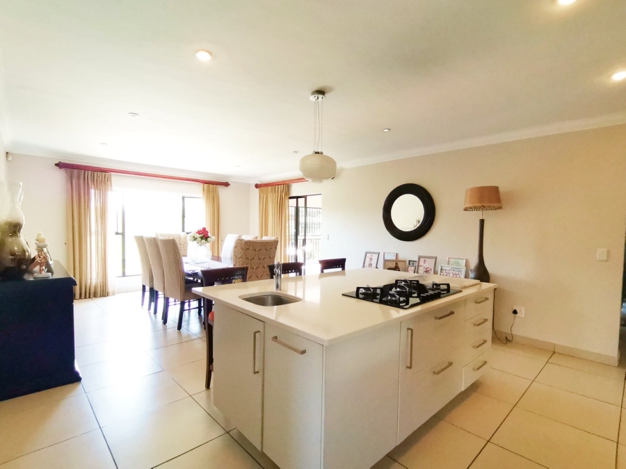 6 Bedroom Property for Sale in Stonehenge Ext 1 Mpumalanga