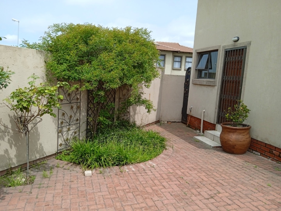 To Let 4 Bedroom Property for Rent in Noordrand Mpumalanga