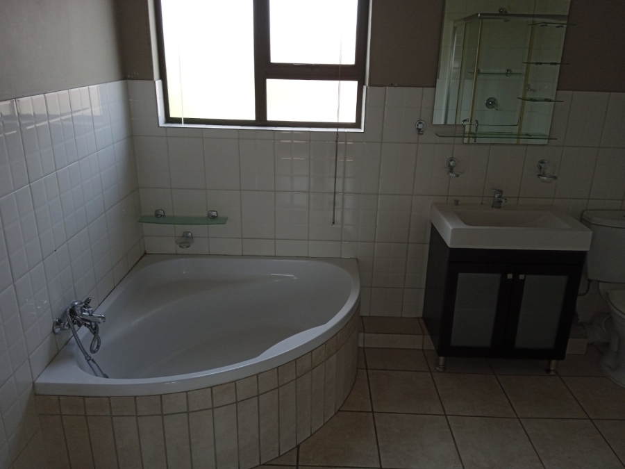 To Let 4 Bedroom Property for Rent in Noordrand Mpumalanga