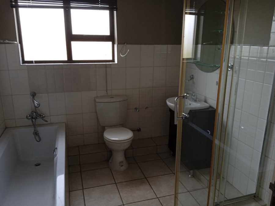 To Let 4 Bedroom Property for Rent in Noordrand Mpumalanga