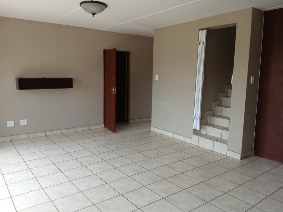 To Let 4 Bedroom Property for Rent in Noordrand Mpumalanga