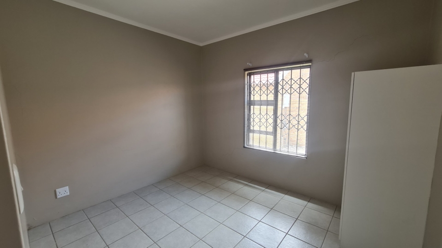 To Let 3 Bedroom Property for Rent in Terra Nova Mpumalanga