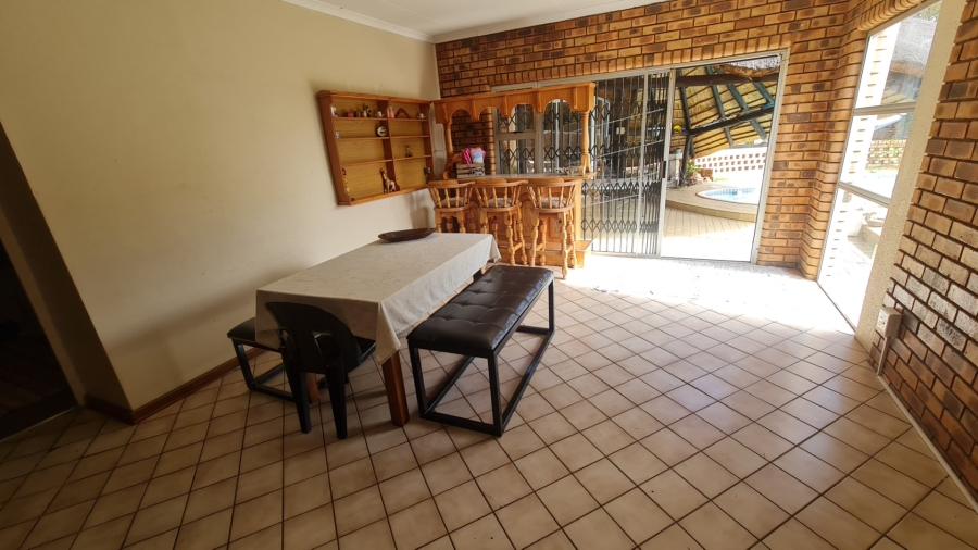 5 Bedroom Property for Sale in Trichardt Mpumalanga