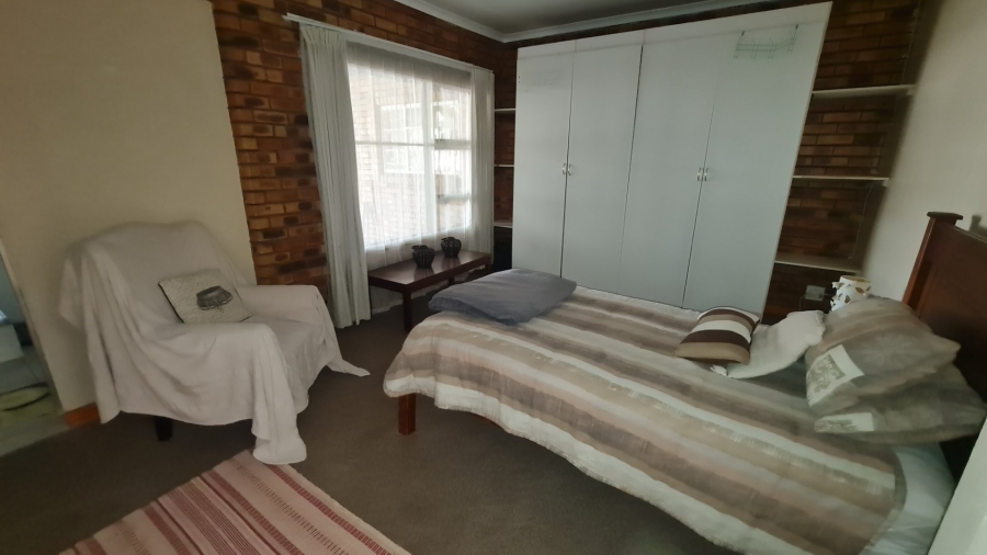 5 Bedroom Property for Sale in Trichardt Mpumalanga