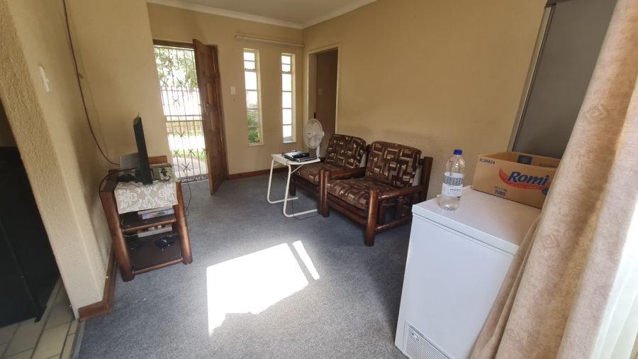 5 Bedroom Property for Sale in Trichardt Mpumalanga