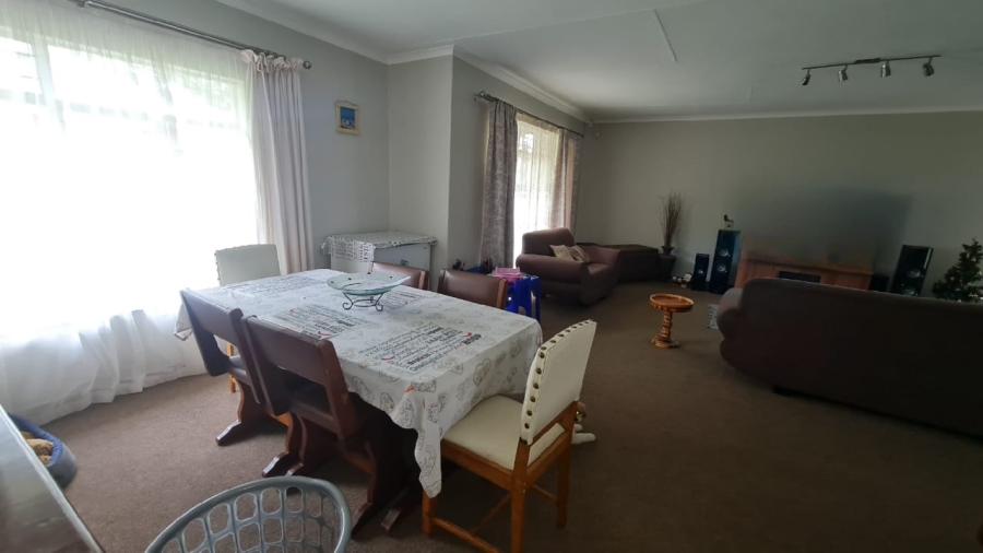 4 Bedroom Property for Sale in Kruinpark Mpumalanga