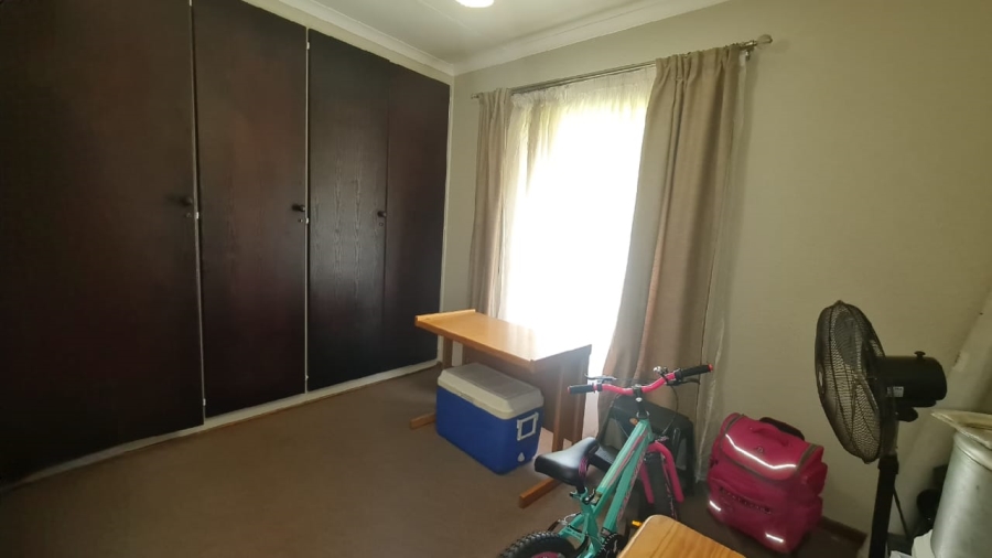 4 Bedroom Property for Sale in Kruinpark Mpumalanga