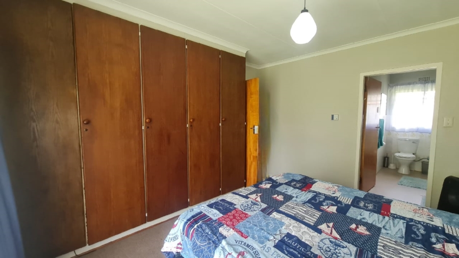 4 Bedroom Property for Sale in Kruinpark Mpumalanga