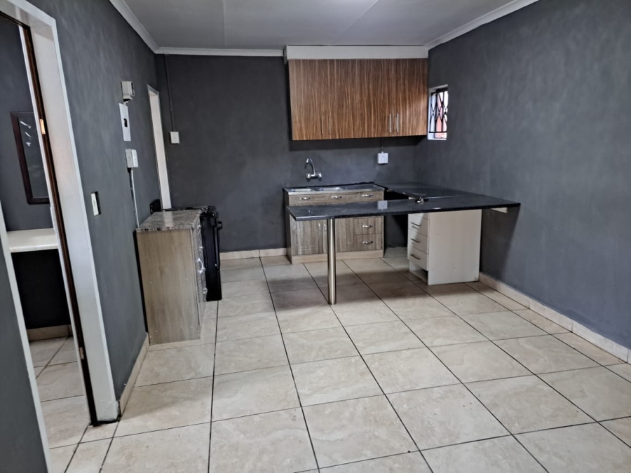 To Let 1 Bedroom Property for Rent in Secunda Mpumalanga