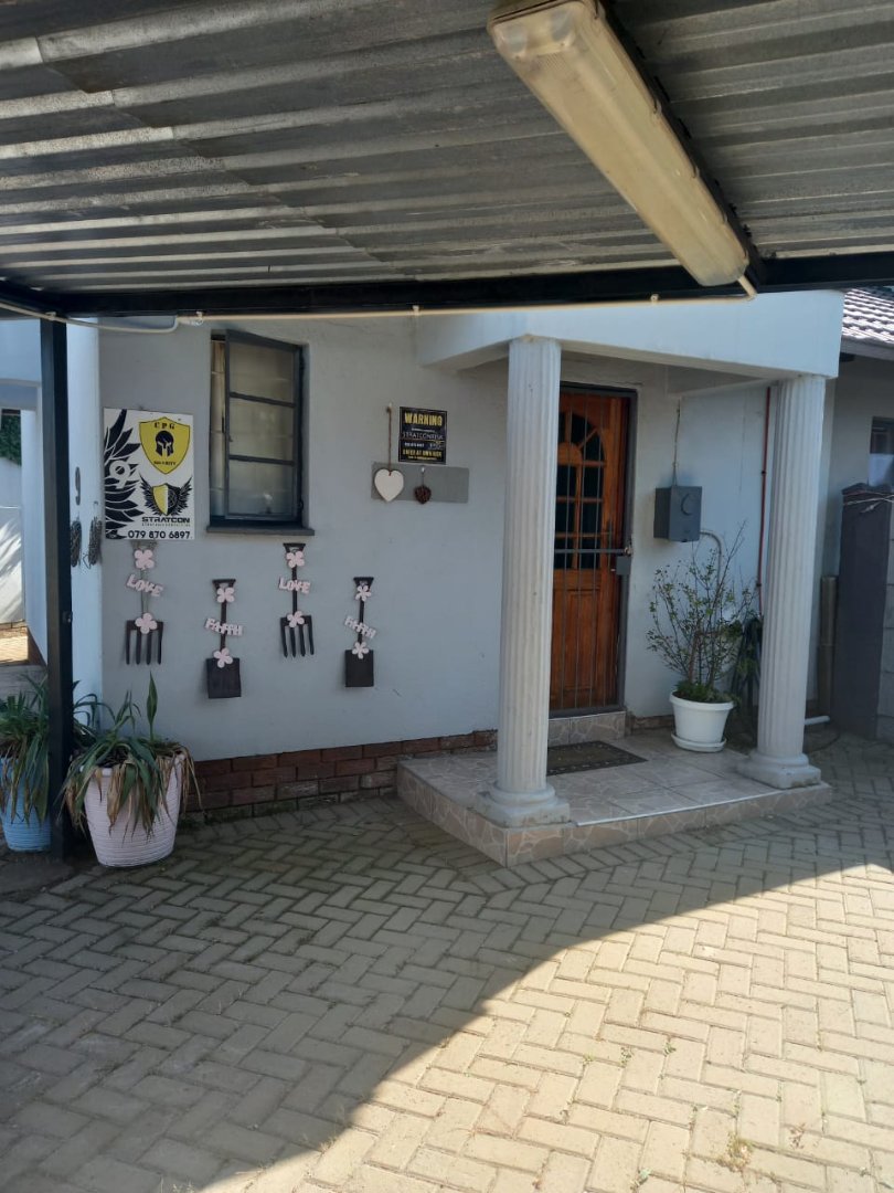  Bedroom Property for Sale in Kruinpark Mpumalanga