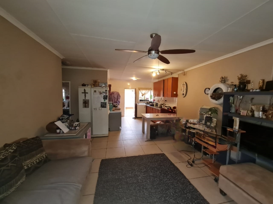 2 Bedroom Property for Sale in Cosmosrand Mpumalanga