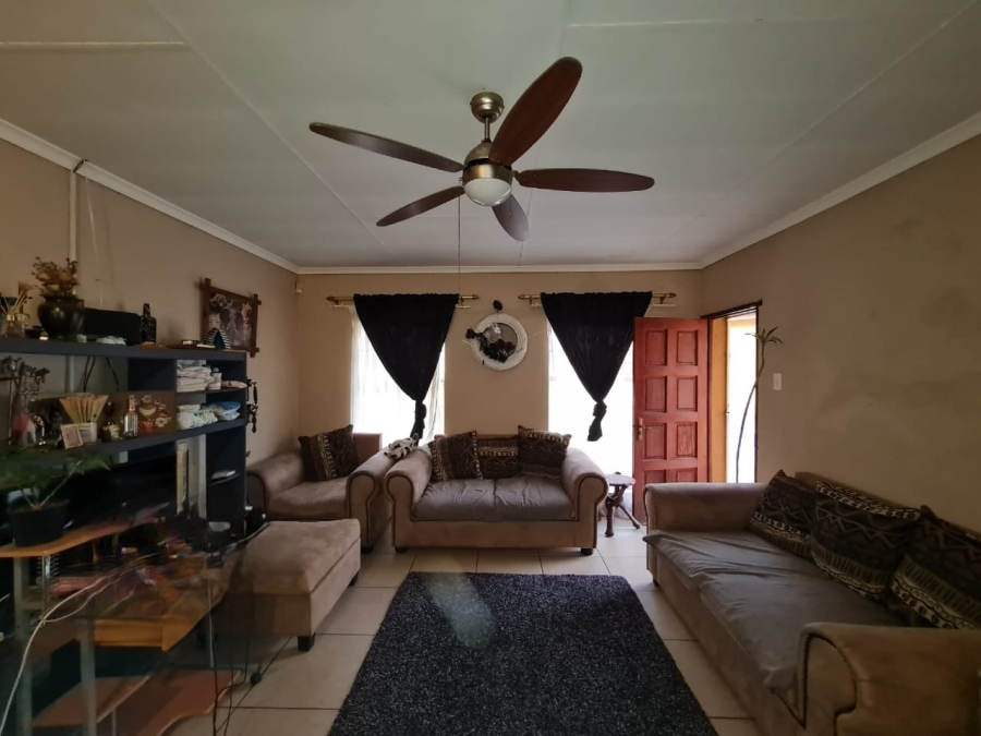 2 Bedroom Property for Sale in Cosmosrand Mpumalanga