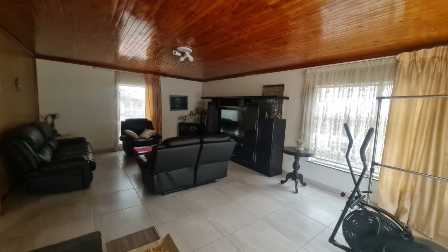 3 Bedroom Property for Sale in Cosmosrand Mpumalanga