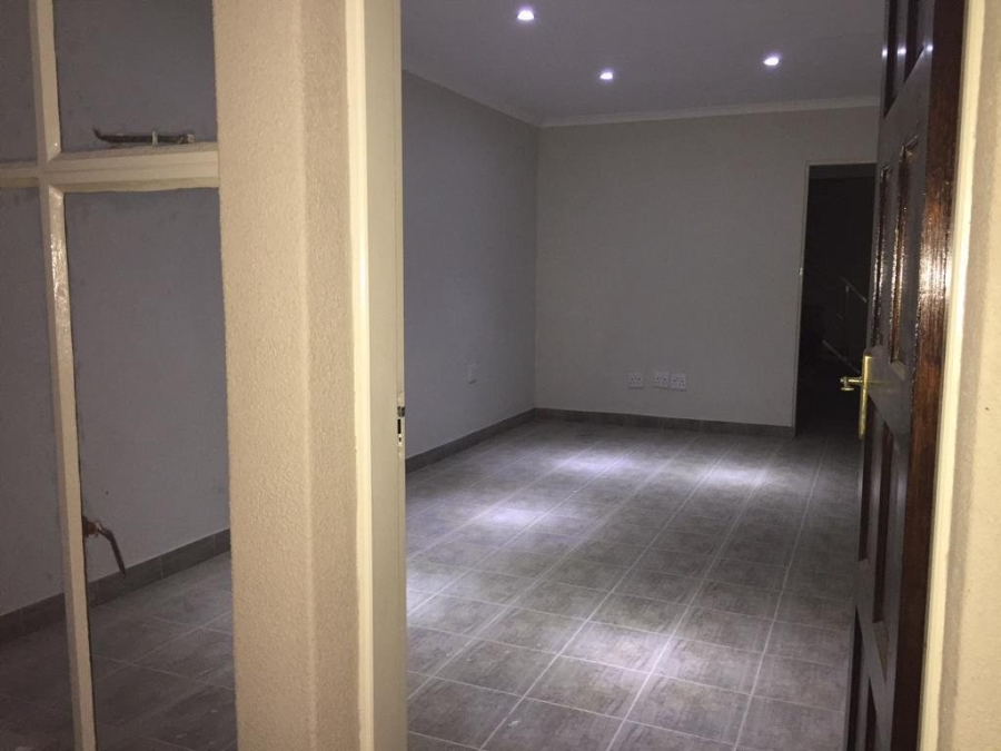 4 Bedroom Property for Sale in Kruinpark Mpumalanga