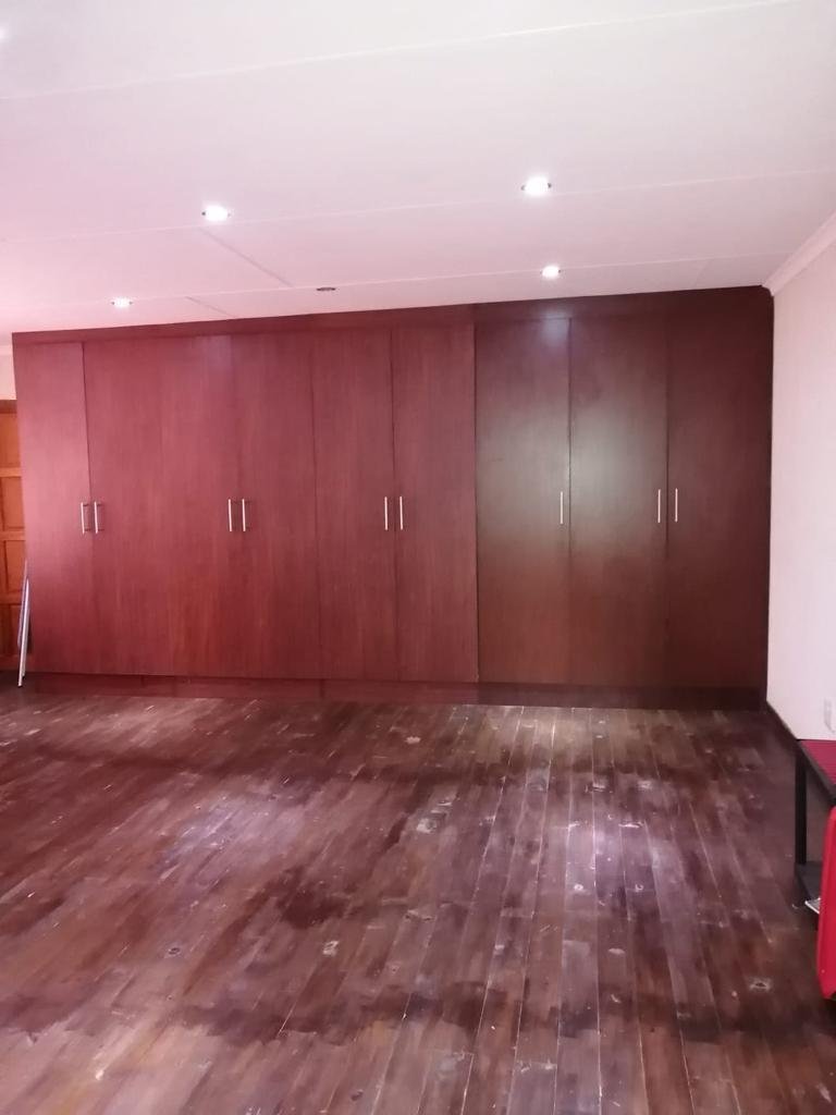 4 Bedroom Property for Sale in Kruinpark Mpumalanga