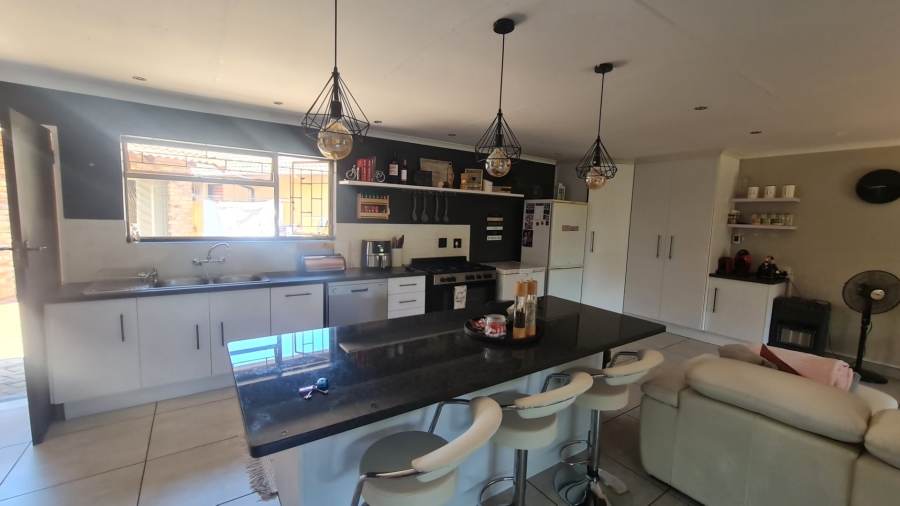 4 Bedroom Property for Sale in Noordrand Mpumalanga