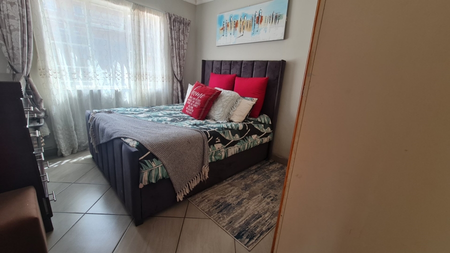 1 Bedroom Property for Sale in Trichardt Mpumalanga